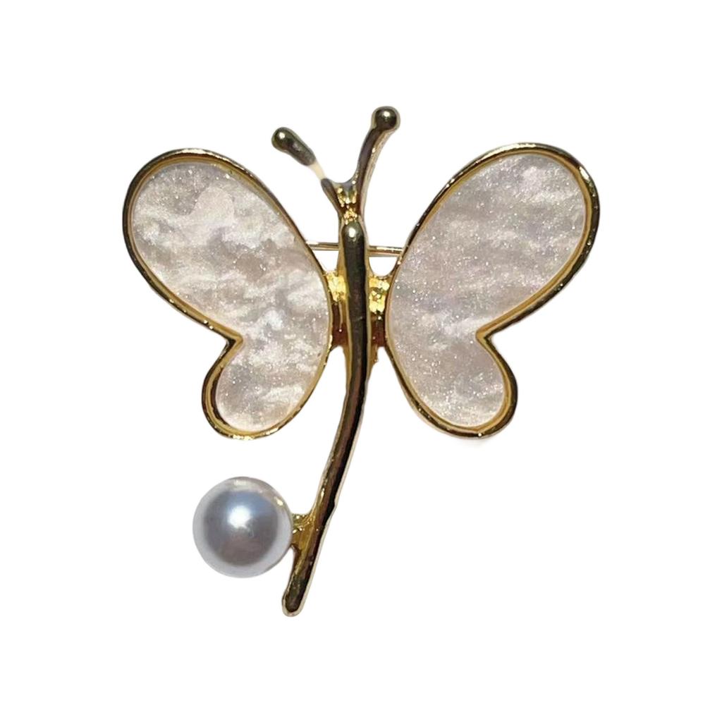 Elegant Butterfly Brooch With Pearls Designs Dripping Waterdrop Shape Alloy Materials for Women Fashion Accessory