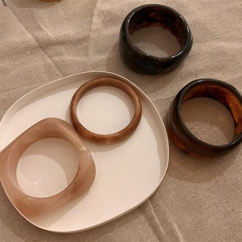 Vintage Wide Irregular Smudging Acrylic Bangles Geometric Thick Chunky Bracelets Statement Aesthetic Holiday Wirstband Jewelry F