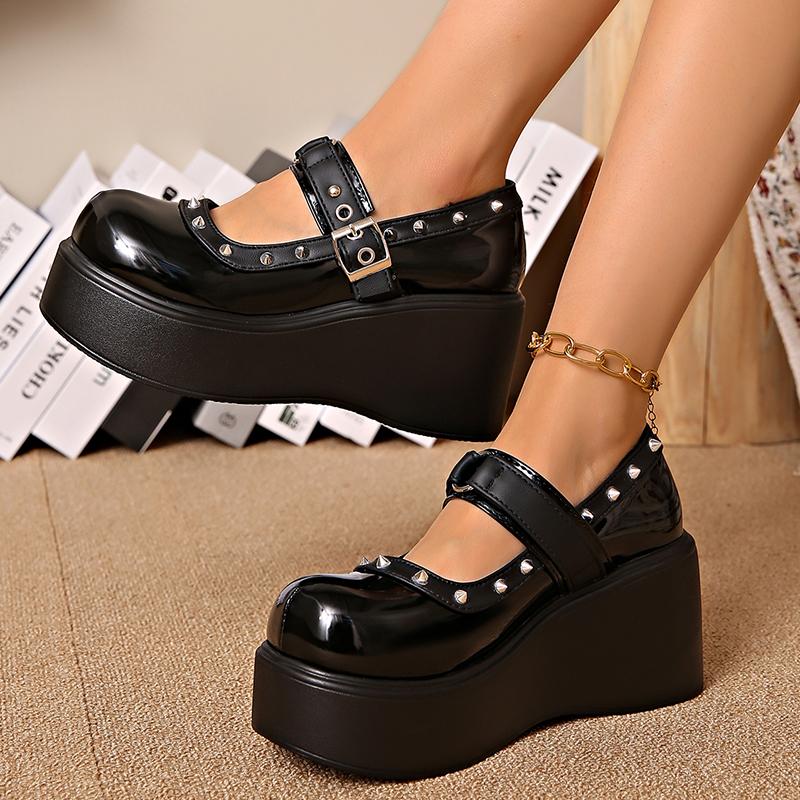 Fashion Rivet Decor Wedge Heel Pumps Women Fashion Buckle Strap Chunky Platform Loafers Woman Thick Sole Patent Leather Mary Jane Shoes