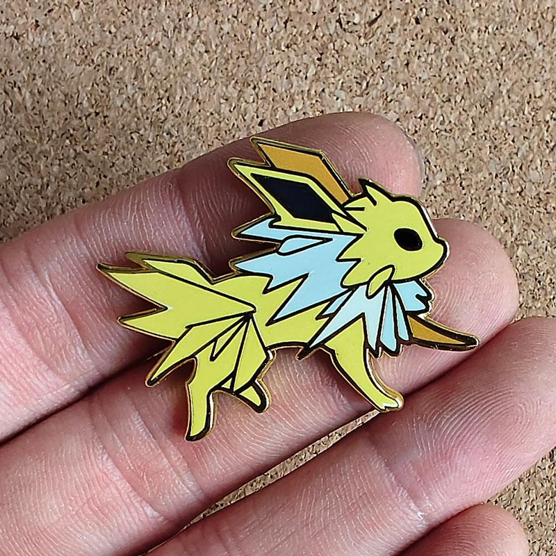 Pikachu Enamel Pins Kawaii Eevee Lapel Pins Brooch for Backpacks Badges Accessories for Cute Jewelry Brooches Gifts