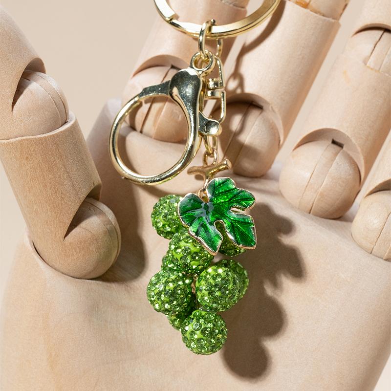 Luxury Rhinestone Grape Keychain, Fashion Car Key Ring Pendant, Cute Bling Key Accessory for Women Girls Gift