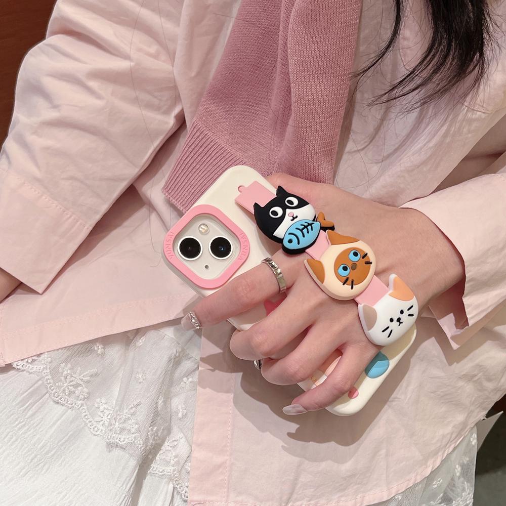 KEYSION Süße Farben 3D Katzenkopf Armband Handyhülle für iPhone 13 14 15 16 17 Pro Max Silikon Ständer Stoßfeste Rückseite
