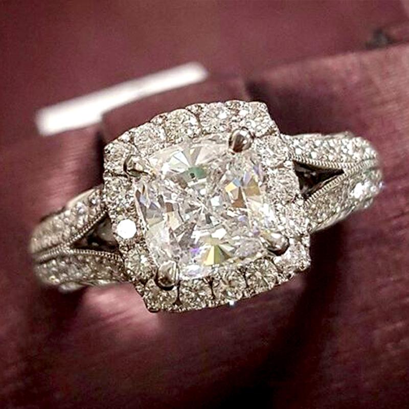 Trendy Luxury Engagement Rings for Women Exquisite Design Anniversary Birthday Gift Chic Jewelry Graceful Accessories