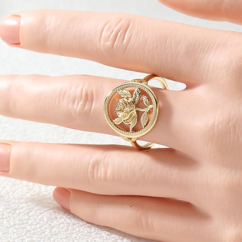 Vintage Hand Carved Flower Women's Ring Minimalist Gold Color Metal Geometry Daily Wear Party Jewelry Anniversary Gift
