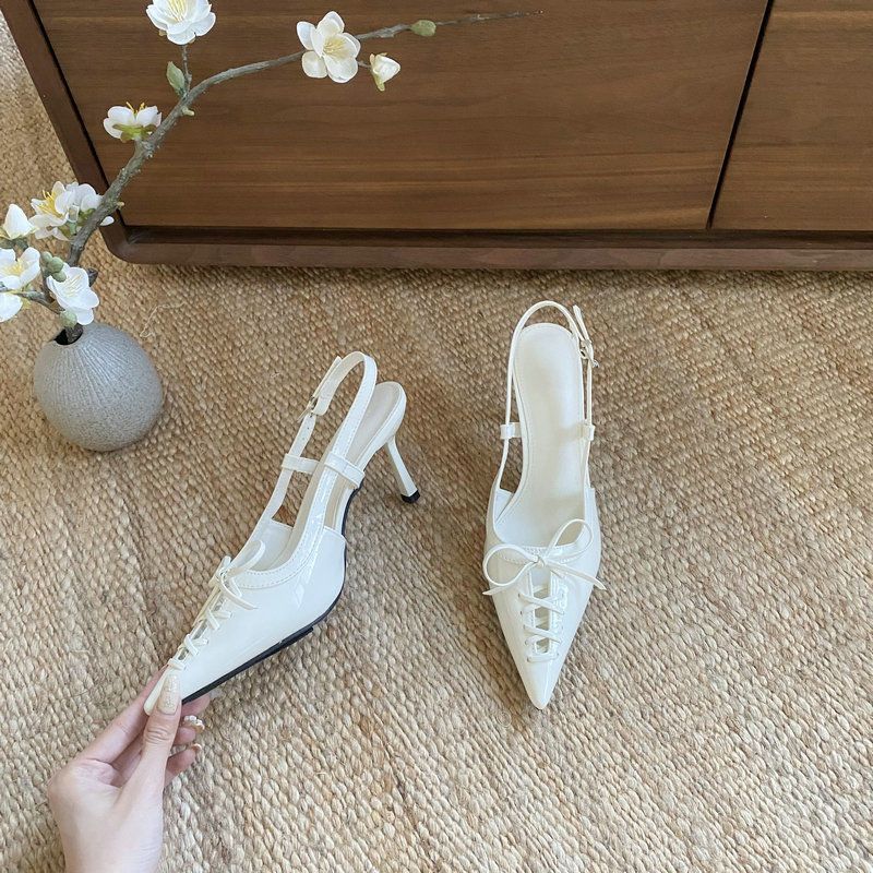 Sandales à nœud pointu pour femmes Fine High Heel Shallow Mouth Baotou Solid Colour Casual Sandals