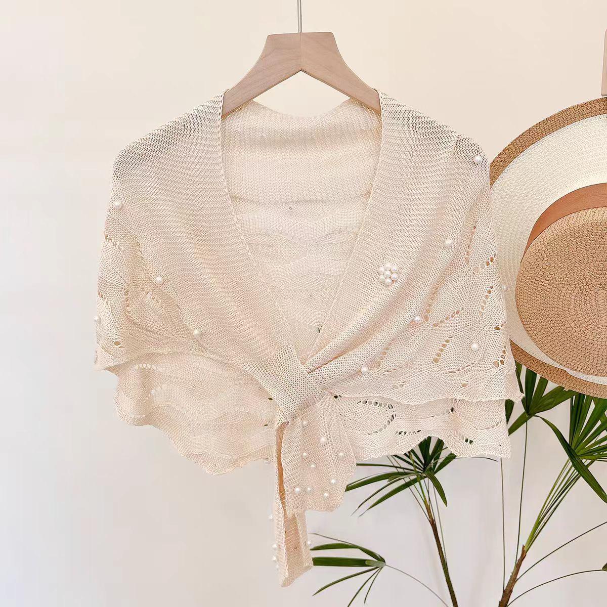 

Ladies Hollowed Out Pearl Knitted Shawl, Spring And Summer Sun Protection Lace Jacket, Air-Conditioned Room Small Camisole бежевый