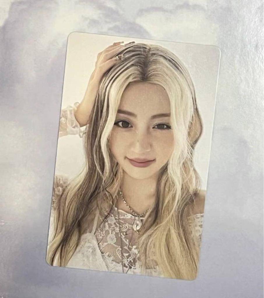 [USED] Lu Seraphim Yunjin HOT Target USA US Exclusive Bonus Trading Card