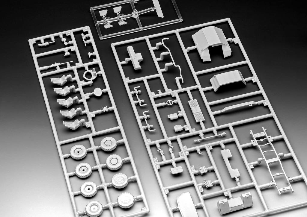 Revell Deutscher ATF Dingo 1 Plastikmodellbausatz 03345 1/72