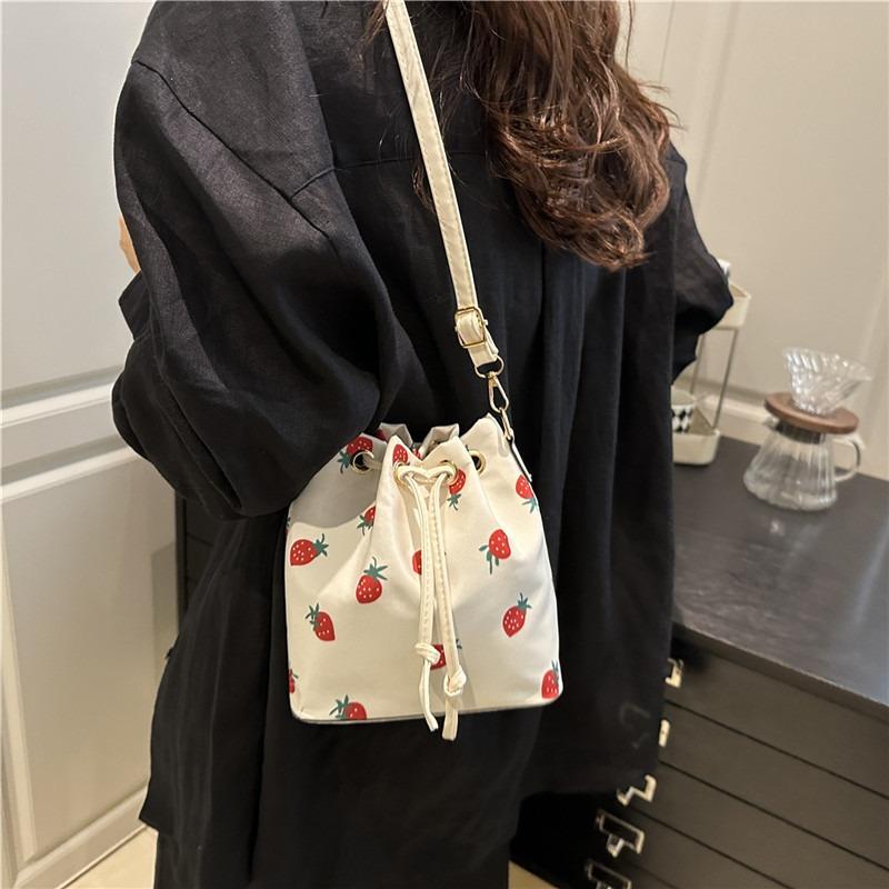 Casual Art Canvas Bag Women's Autumn New Tote Bag Large Capacity Butterfly Strawberry Bucket Bag