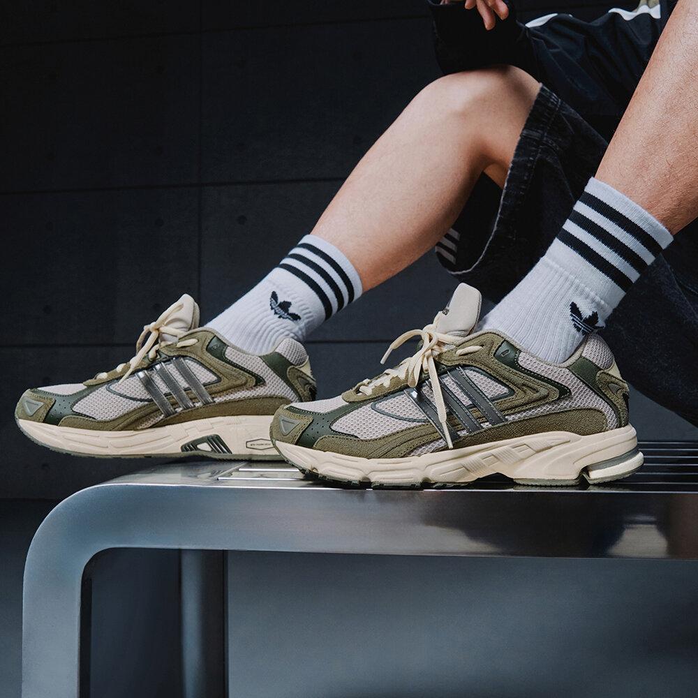 adidas RESPONSE CL Slip Resistant Abrasion Resistant Low Top Chunky Sn