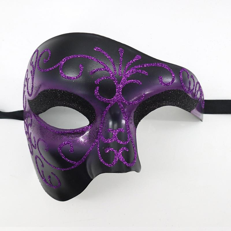 Roman Warrior Mask With Metallic Finish For Costume Events And Themed Parties