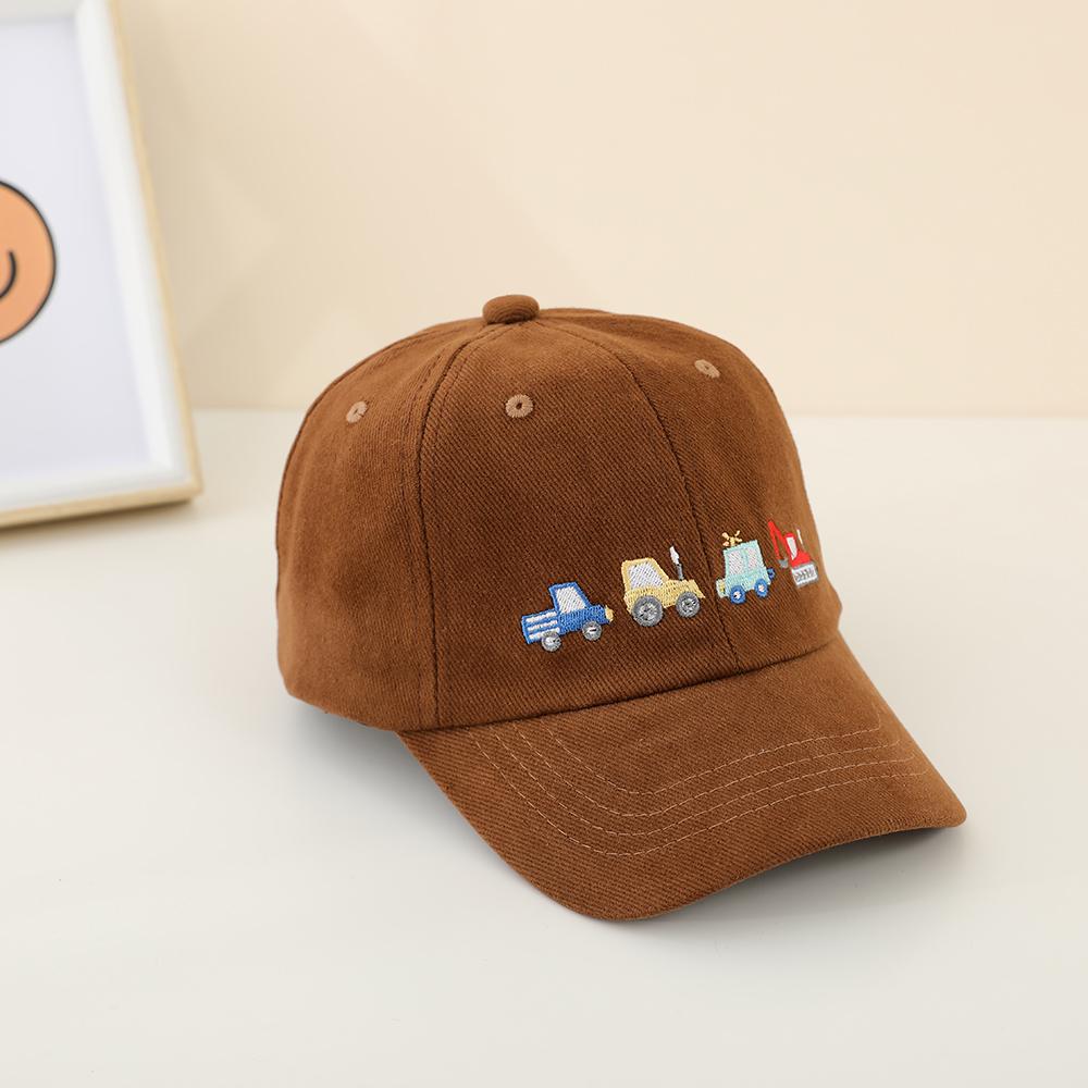 

Simple solid-color embroidered cartoon car cotton baseball cap, fashionable beveled brim sun hat, casual and daily wear. One Size