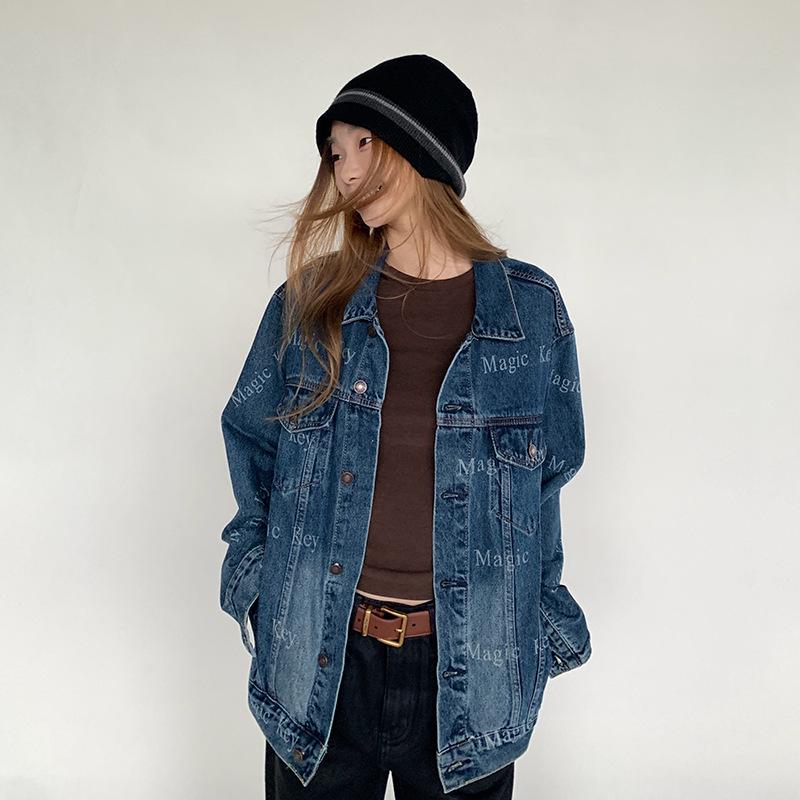 

Женская джинсовая куртка в стиле ретро с тяжелой текстурой - коллекция ранней весны 2025 года, универсальная, свободный крой, тренд с длинным рукавом Small