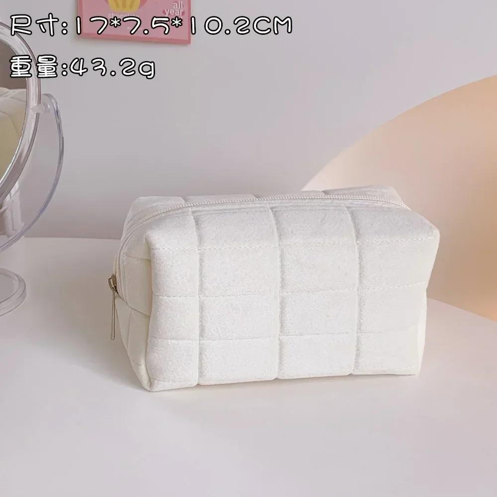 Fur Makeup Bags for Women Soft Travel Cosmetic Bag Organizer Case Cute Lady Girls Make Up Case Necessaries 1 Pc Solid Handbags
