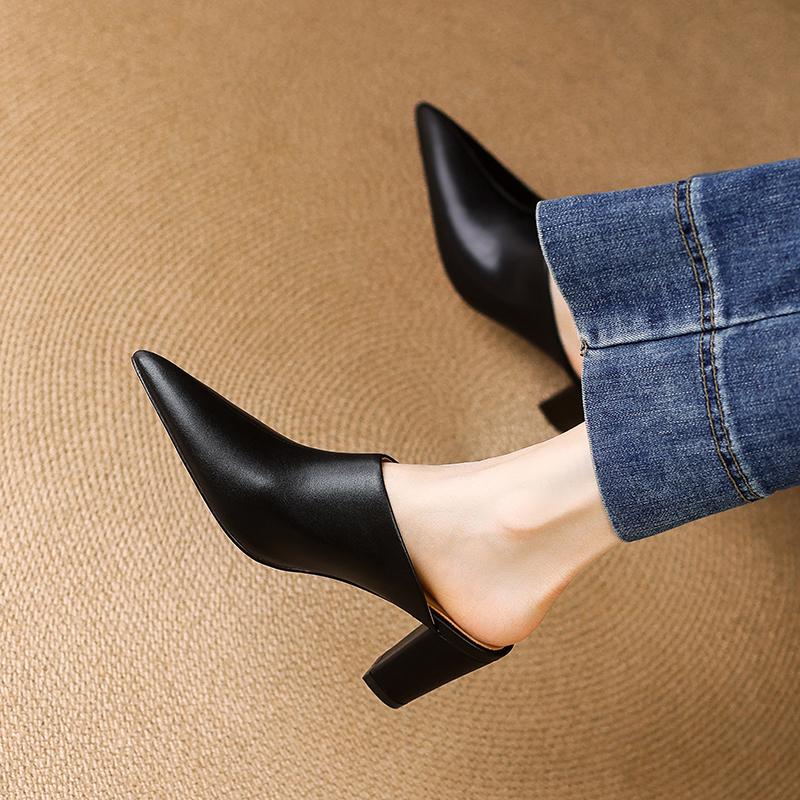 Módní letní dámské sandály Boty z pravé kůže pro ženy Špičatá špička Vysoký podpatek Dámské pantofle Krytá špička Robustní podpatek Dámské nazouváky