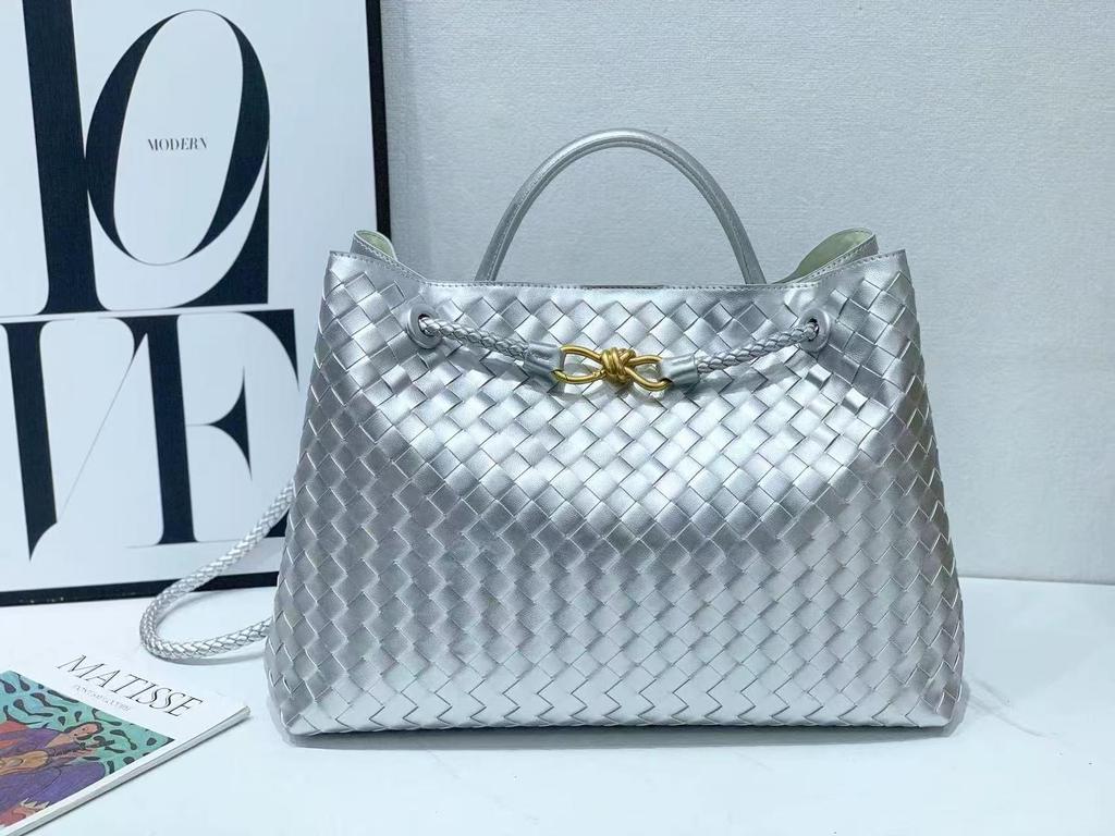 Bestselling BV Woven 8-Shaped Buckle Handbag - Versatile Shoulder & Crossbody Bag