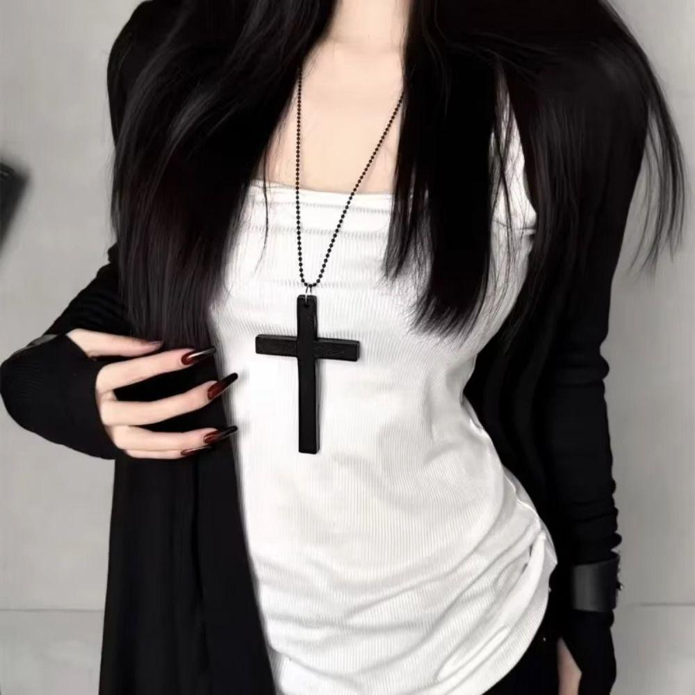 Choker Y2k Punk Gothic Necklace Sweater Chain Cross Necklace Wood Cross Pendant Halloween