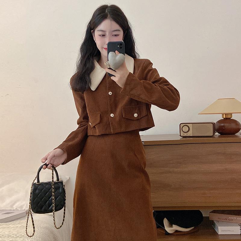 Corduroy Two-piece Set Autumn and Winter New Large-size Small Fragrant Coat + Half-length Skirt Set