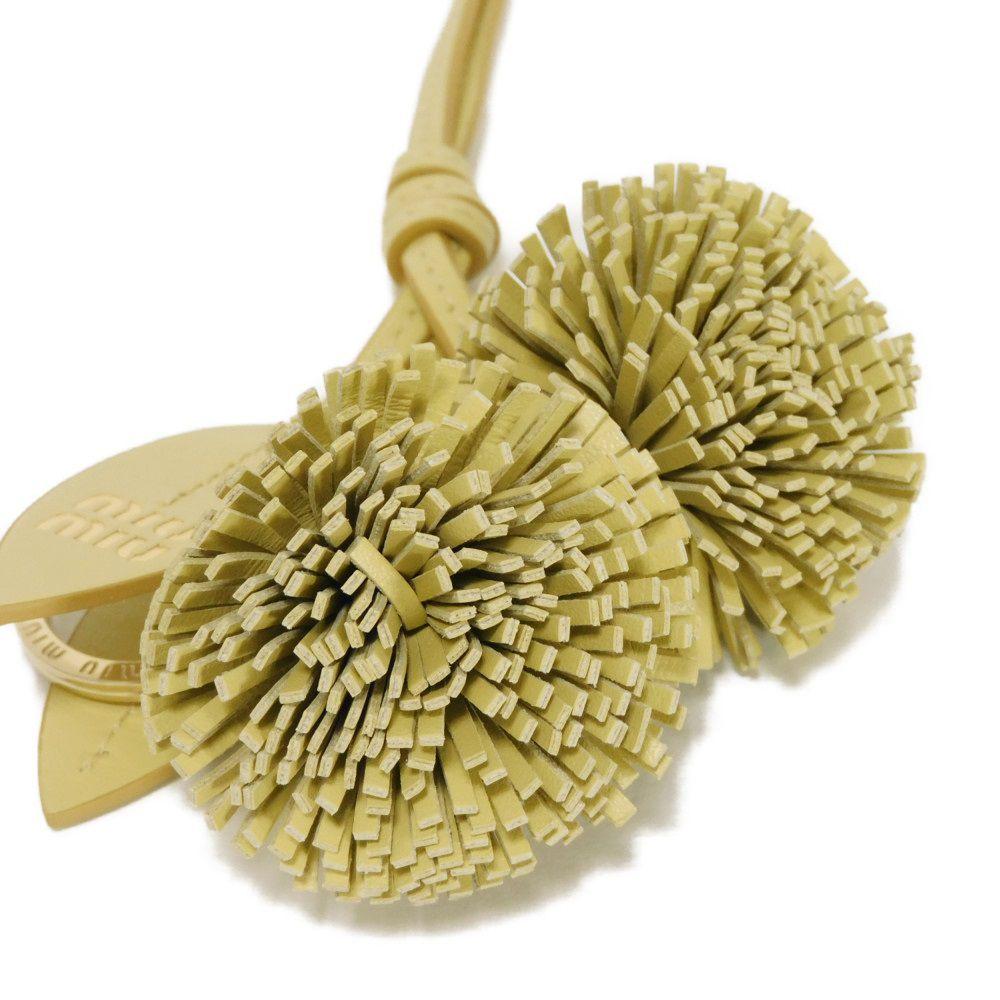 Used 12166 Trick Leather Key Ring 5TL516 2E6Y F0032 7950 Current Calfskin Pastel Yellow Charm Logo Foil Stamp Vanilla