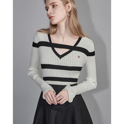Women's Elegant Striped V-Neck Knit Top