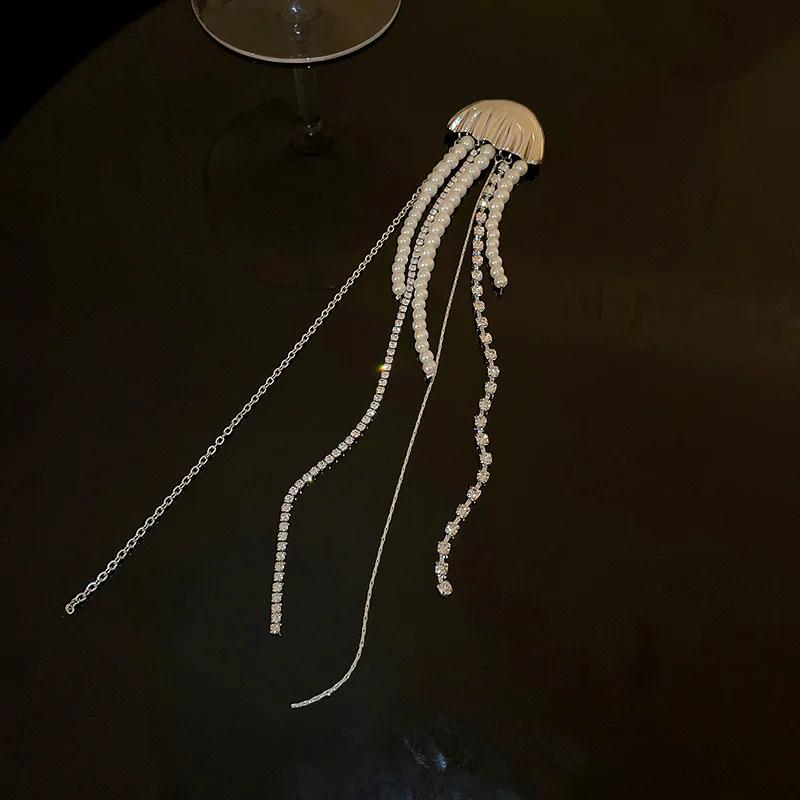 Exquisite Jellyfish Brooch Men's Fashion Suit Pin Shiny Rhinestone Pearls Long Tassel Brooches for Women Dress Party Accessories