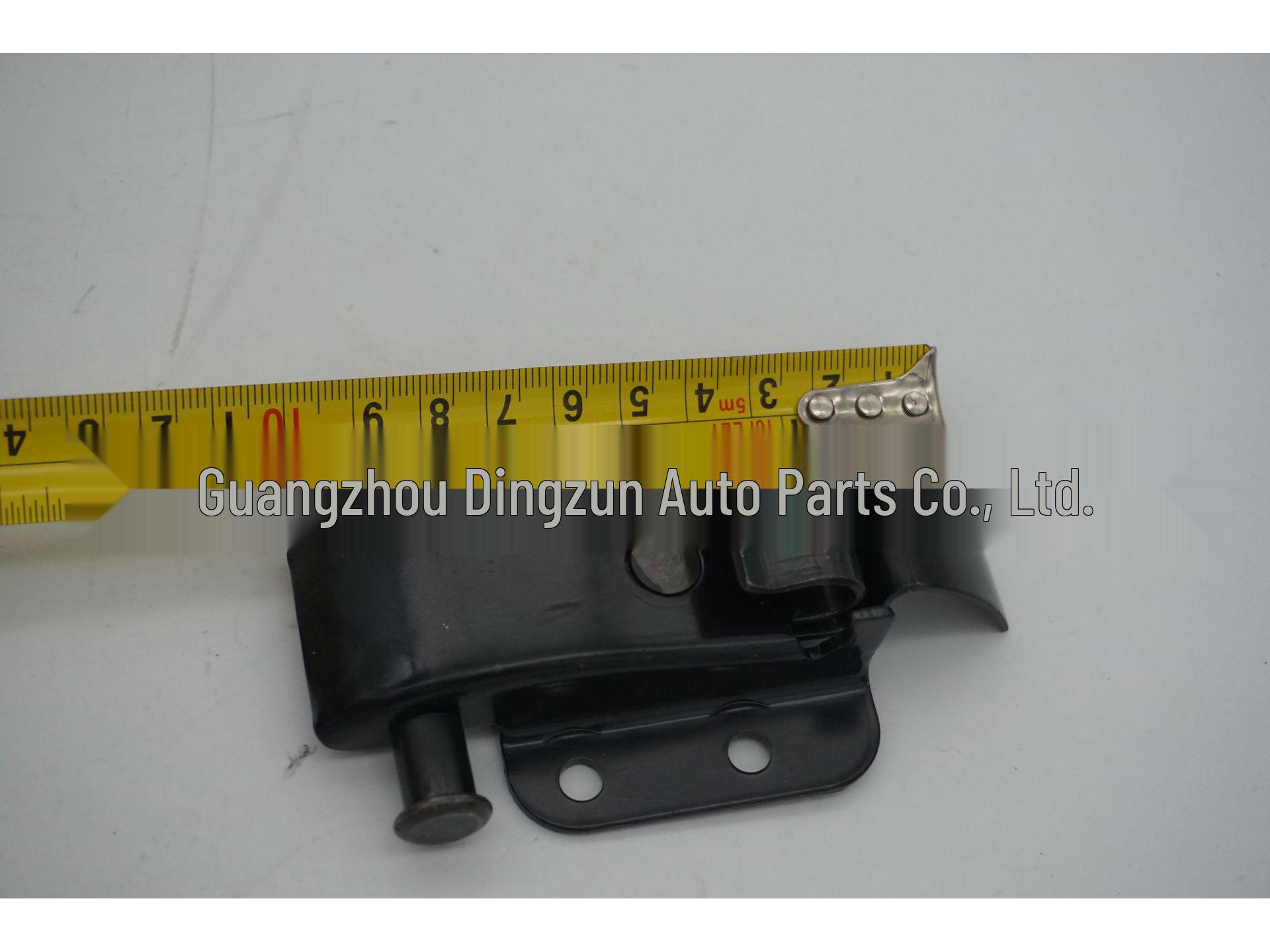 

Замена нижнего левого переднего дверного шарнира Mercedes-Benz A9067600428 Other