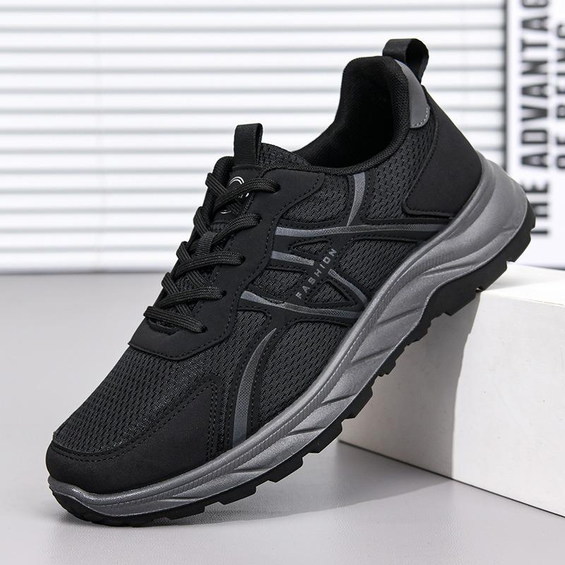 Spring new soft-soled sports and leisure cloth shoes men's outdoor travel shoes net cloth surface breathable running shoes lightweight men's shoes