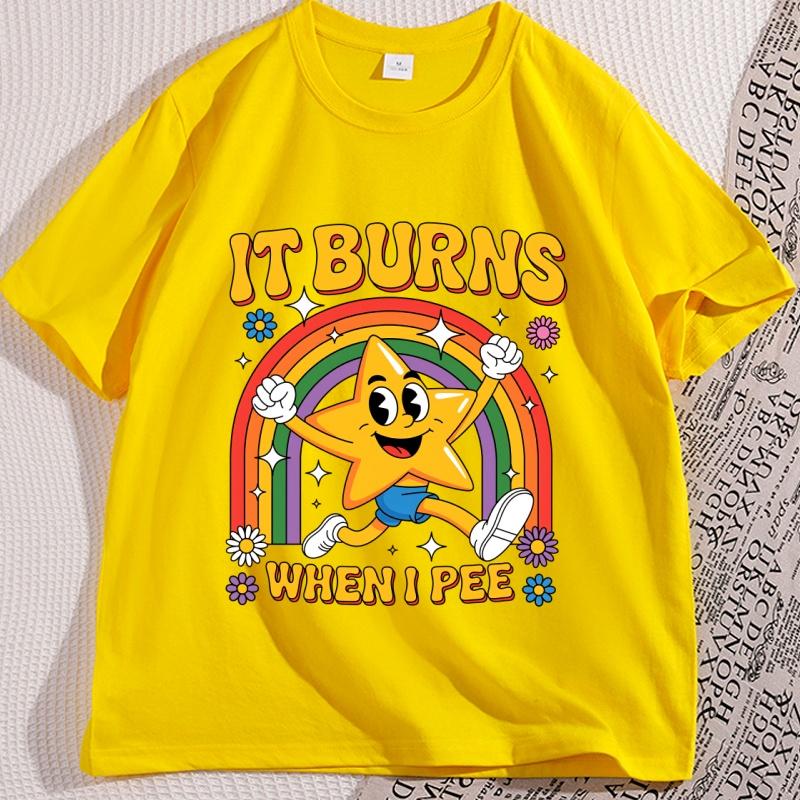 Lustiges Sprüche T-Shirt 'Es brennt beim Wasserlassen' 90er Vintage Baumwolle Kurzarm T-Shirt Streetwear Locker Rundhals Streetwear Kleidung