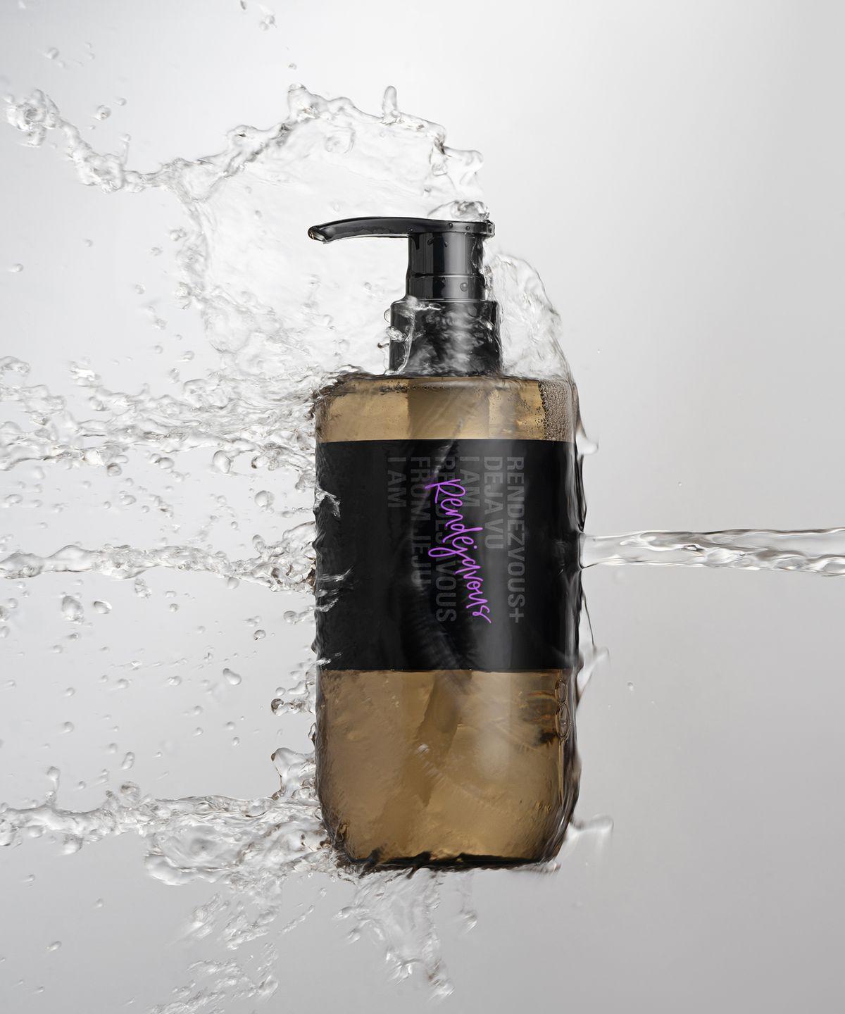 Magnolia Pur Perfume Body Wash 300ml