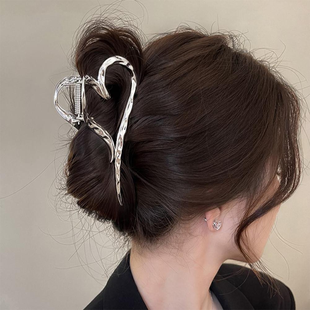Alloy Heart Elegant Hair Claw Clip Non Slip Large Shark Clip Fashion Women Daily Hair Accessories