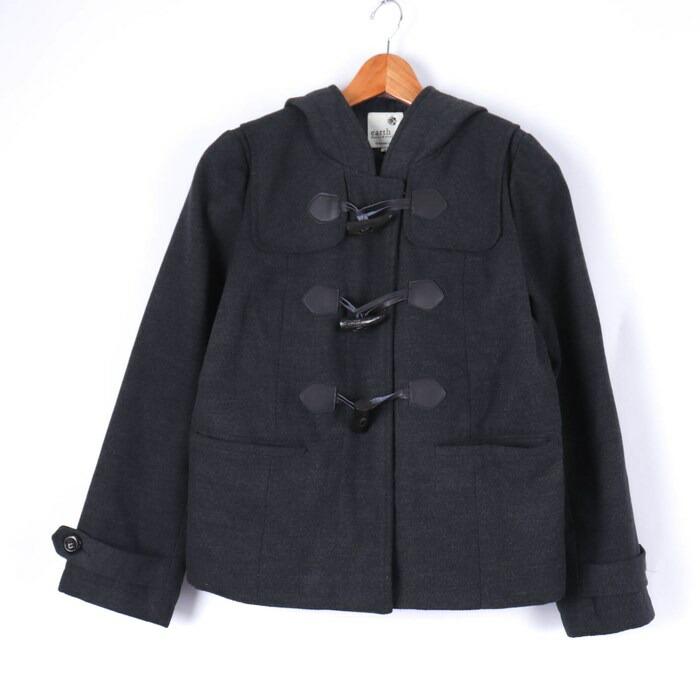 Earth Music & Ecology Duffle Coat Outer Plain Stretch Women s M Size Gray earth music & ecology [Used]