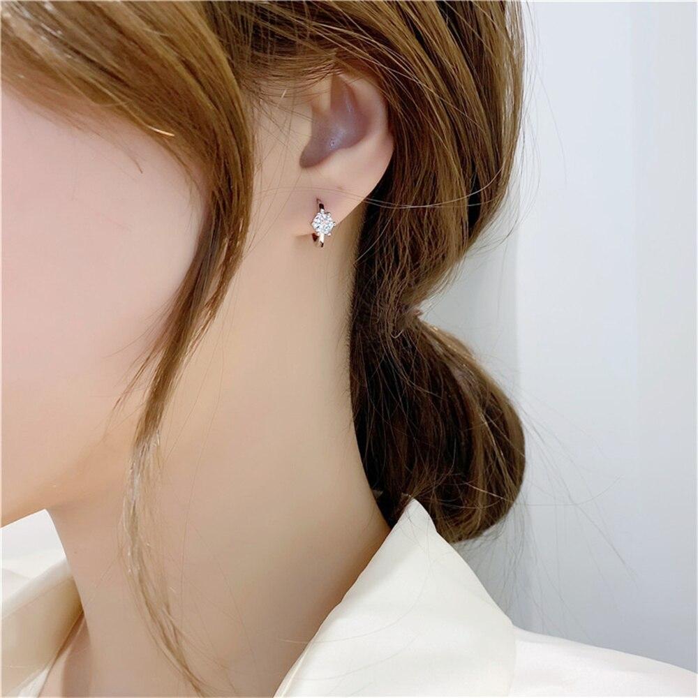New Arrival Sterling Color Women Earrings Six Claw Cubic Zircon Fashionable Fashionable Micro Inlaid Pair Ear Studs Jewelry Festival