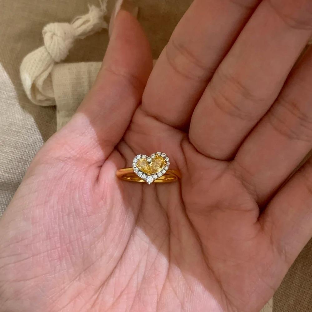 Open Ring Vintage Gold Heart Cut Yellow Zirconia Ring for Women Full Diamond Sparkling Love Jewelry