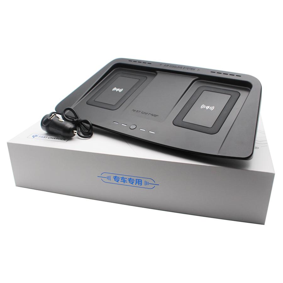 LHD Car Accessories 10W QI Wireless Mobile Charging Plate For Toyota Highlander 2015-2018 2019 Console Cell Phone Charger Pad