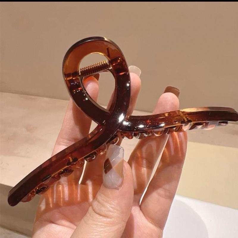 2025 Elegant Amber Bead Claw Clip for Women - Large Hairpin High-End Shark Headwear