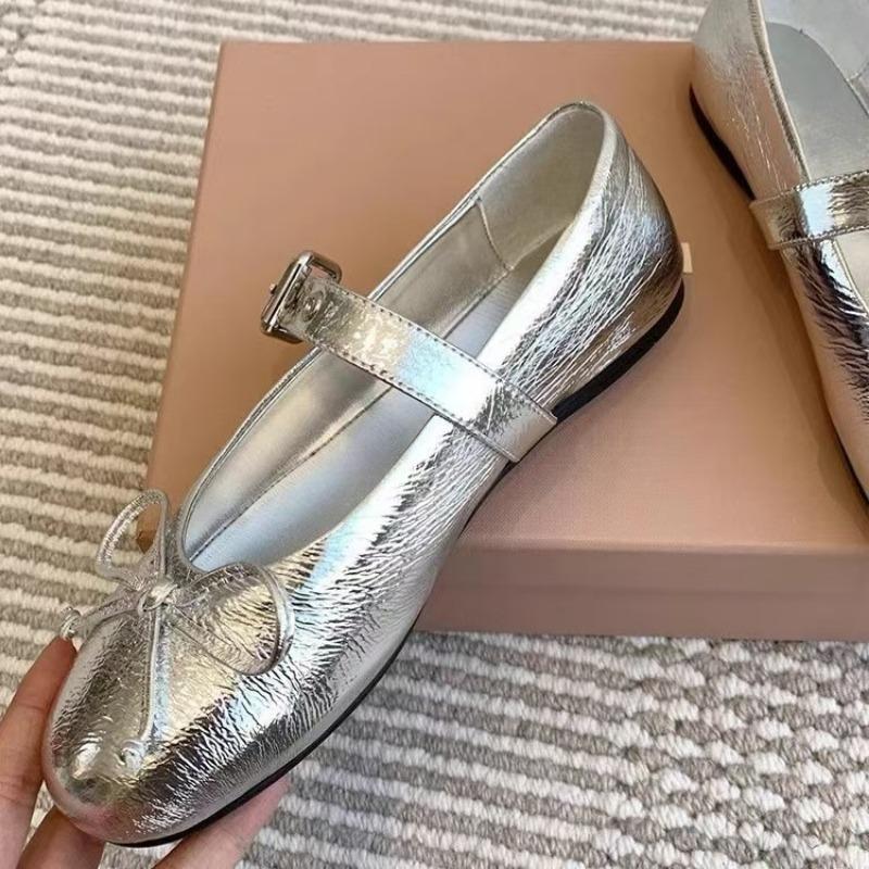 

Новые ретро туфли-лодочки с круглым носком на плоской подошве с одним ремешком, универсальные женские туфли для通勤 40 серебряный