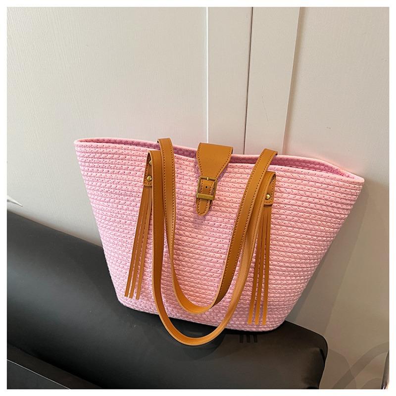 Handwoven large-capacity bag women's new summer beach fashion shoulder tote bag