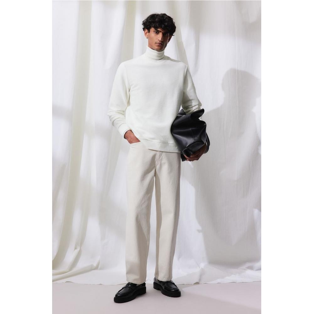 

Рубашка HM Regular Fit Ribbed sweatsHirt белая S