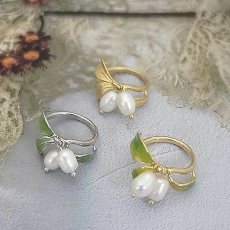 Ollia Baby Pearl Freshwater Pearl Leaf Free Size Ring