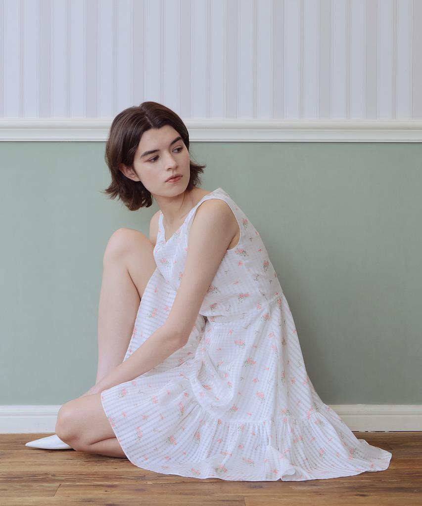 Aiseugadeuneiogongpal Splendeur De La Rose Print Dress