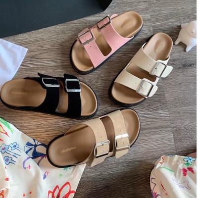 Hausschuhe für Damen mit flachem Boden, geradem Schnitt, quadratischer Schnalle, dicksohlige Strandschuhe