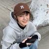 Versatile Letter R Brown Baseball Cap Women Spring and Autumn Niche Internet Celebrities Wear Stylish Sunscreen Cap Tide