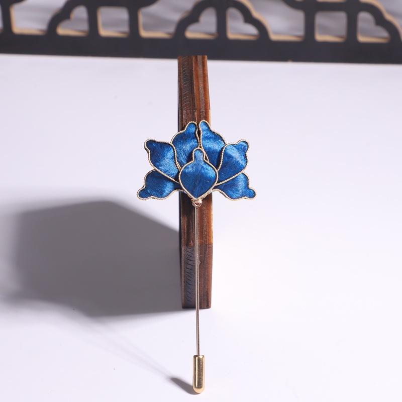 Classical Daily Versatile Accessories Intangible Cultural Heritage Handmade Silk Edelweiss Premium Sense Simple Brooch Jewelry
