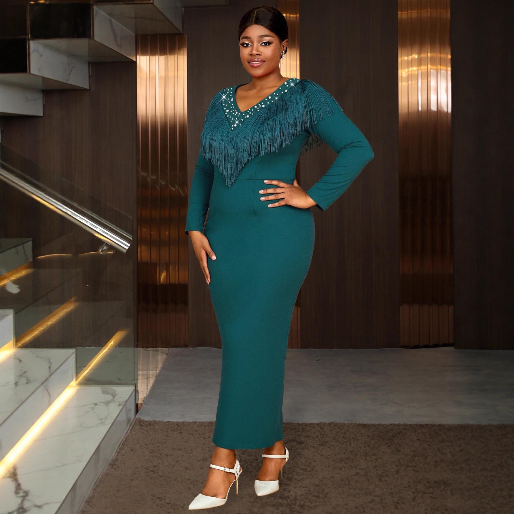 

Plus Size Beaded Tassel Long Sleeve V-Neck Bodycon Maxi Dress - Elegant Formal Gown 2XL темно-зелений колір