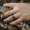Luksus menn 8mm koa tre innlegg titan giftering for menn kvinner Dome polert rustfritt stål forlovelsesring menn bryllup band
