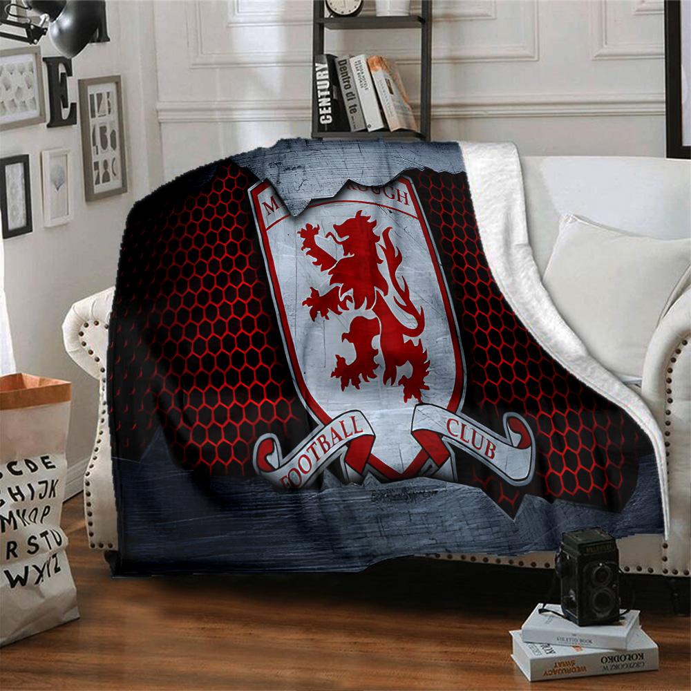 Red Lion Football Club Flannel Blanket, Soft Polyester, Modern Design, All-Season for Camping, Travel, Gifts for Holidays or Birthdays