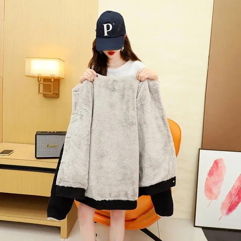 Women's Petite Fleece-lined Thickened Denim Jacket Style Loose Fit High-end Feel Idle Top for Autumn Winter
