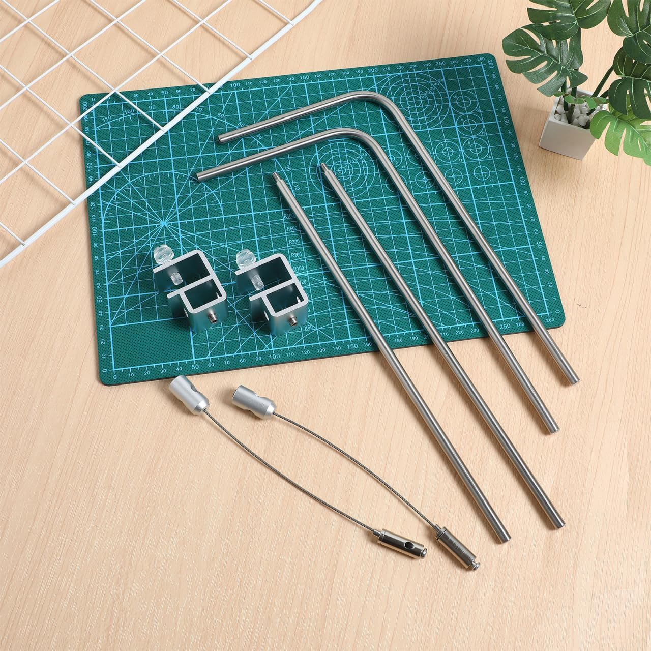 

BESPORTBLE Крепление для аквариумного светильника, 2 шт. Регулируемый кронштейн для крепления аквариумного светильника, Стойка для стеклянной лампы для рептилий, Держатель для светодиодной лампы для аквариума