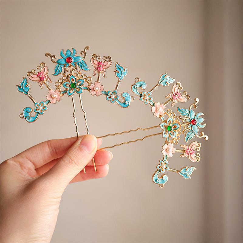 Tang Dynasty Gold Hair Accessories Set: Hanfu Retro Headdress with Hairpins, Forks, and Combs.
