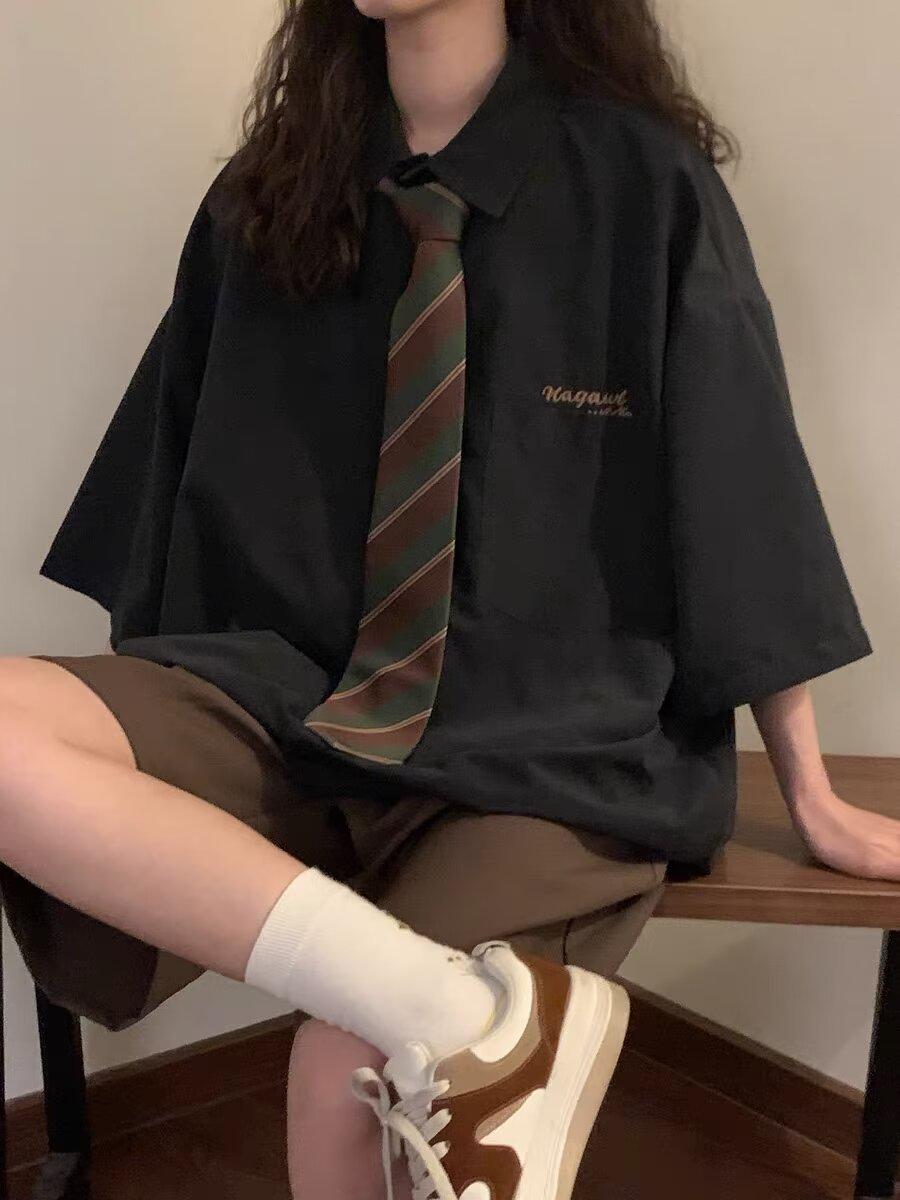 

Женская летняя повседневная рубашка в стиле ретро с завязками спереди зеленого и белого цветов M чёрный